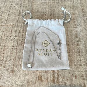 Kendra Scott Tess Pendant Necklace